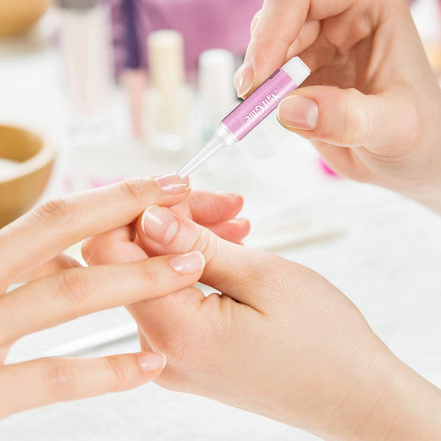 Nails Glue