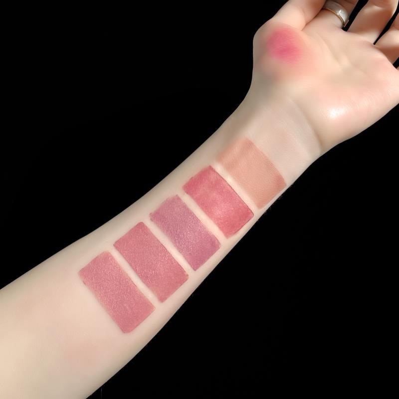 Velvety Lipstick