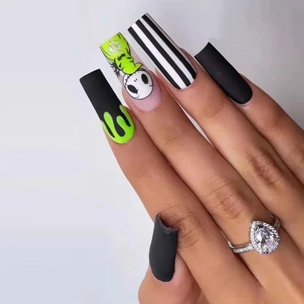 Nails false