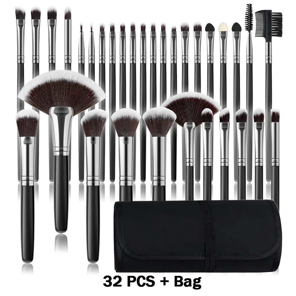 Brushes Set VANDER - myglowmuse