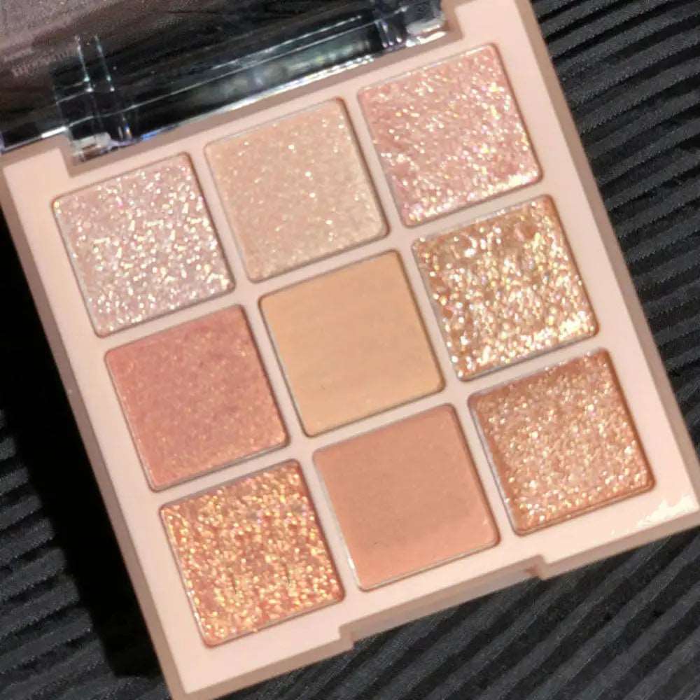 Eye Shadow MISS LARA and DIKALU - myglowmuse