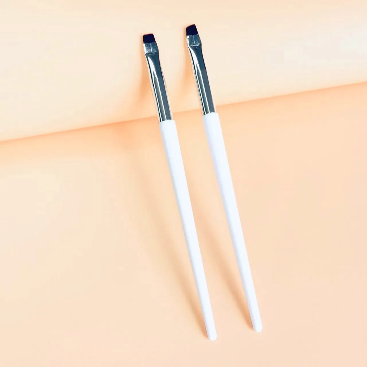 Eyebrow brushes LOYBJ - myglowmuse