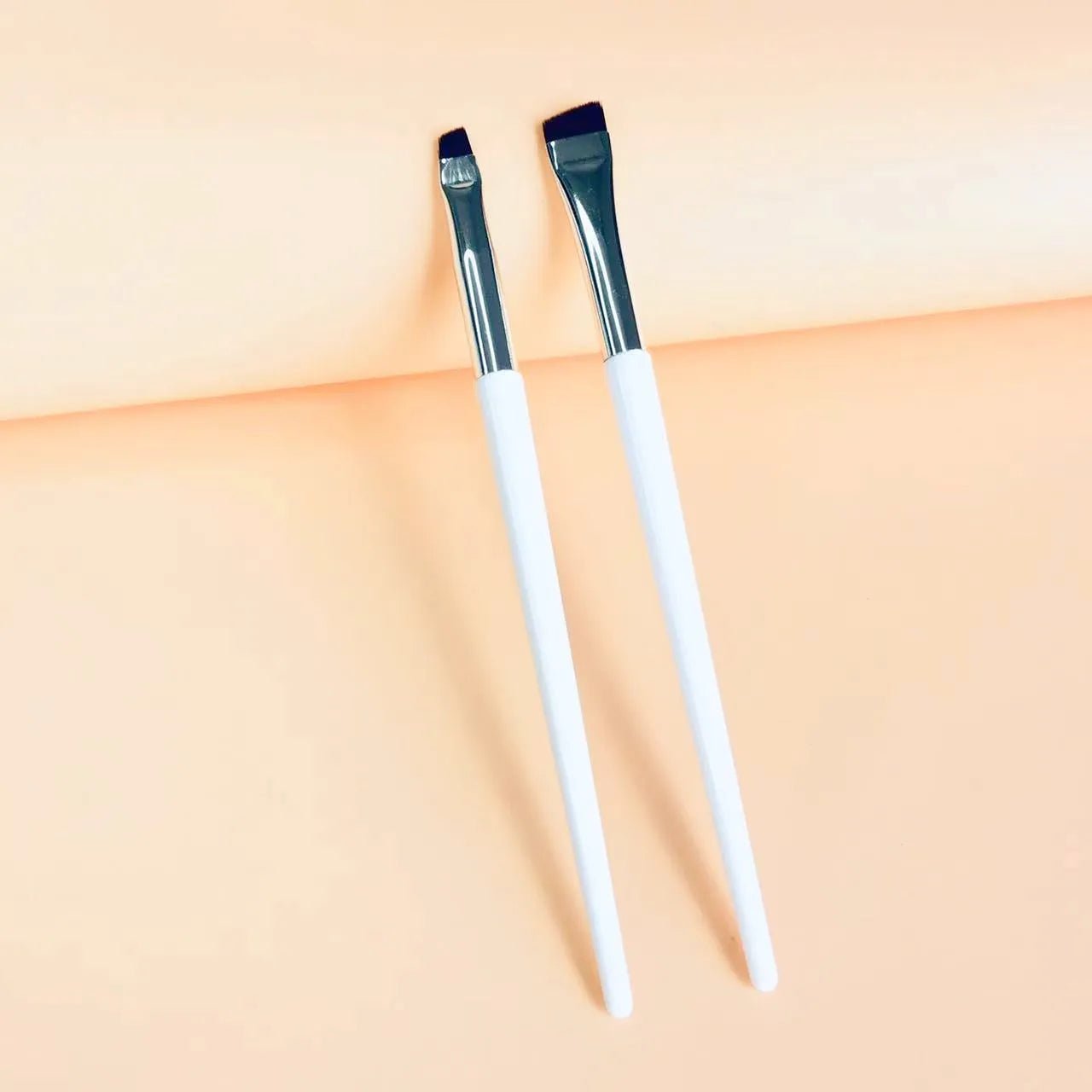 Eyebrow brushes LOYBJ - myglowmuse