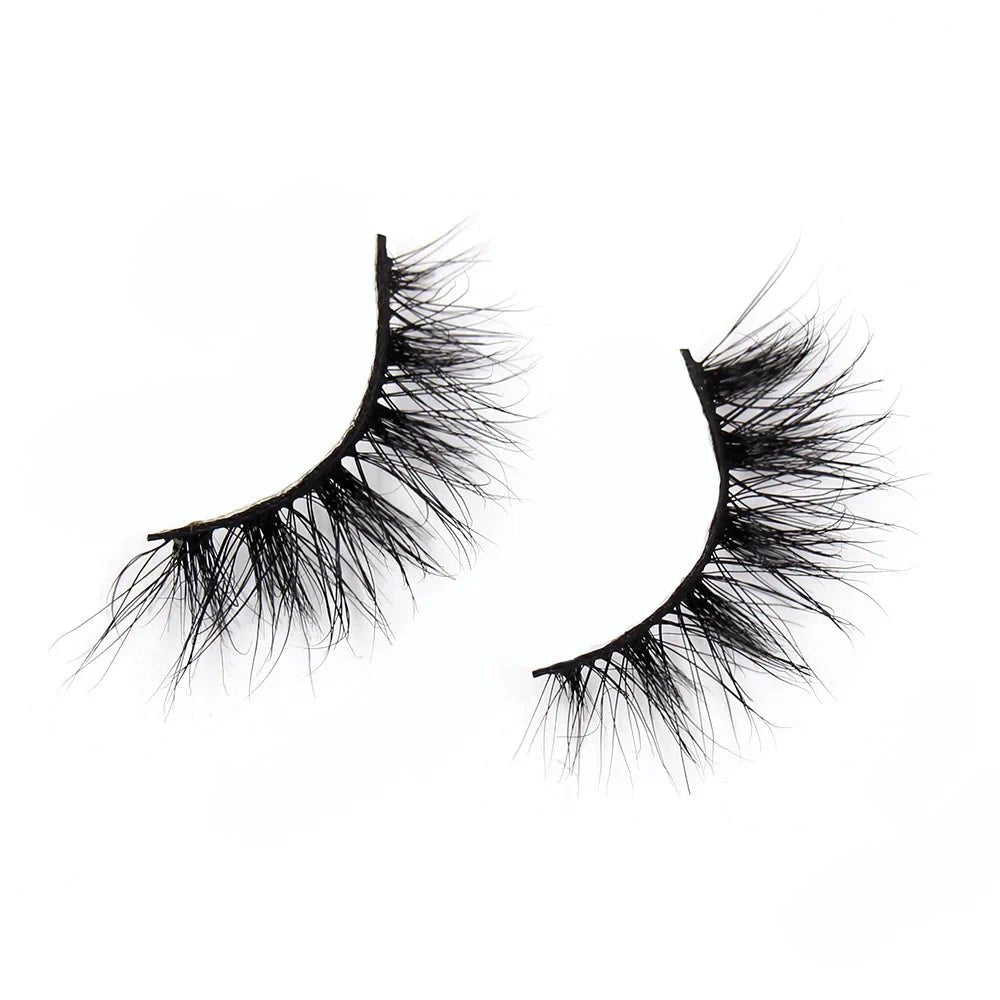 False Eyelashes - myglowmuse