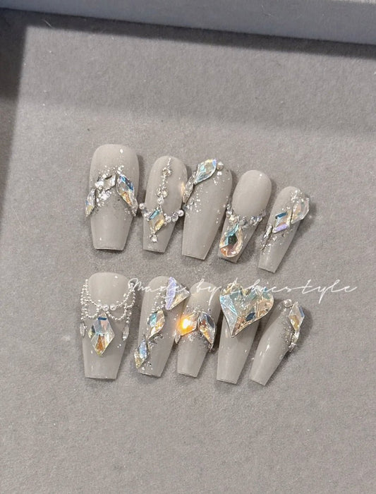 False Nails - myglowmuse