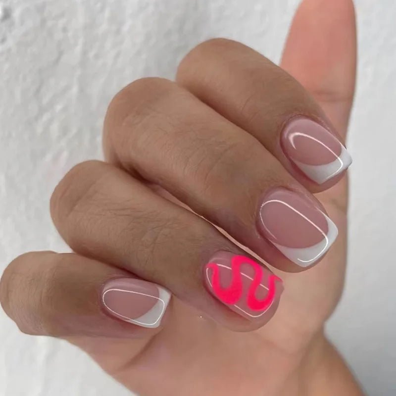 False Nails - myglowmuse