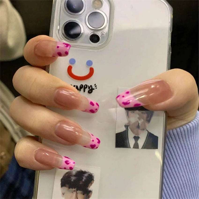 False Nails - myglowmuse