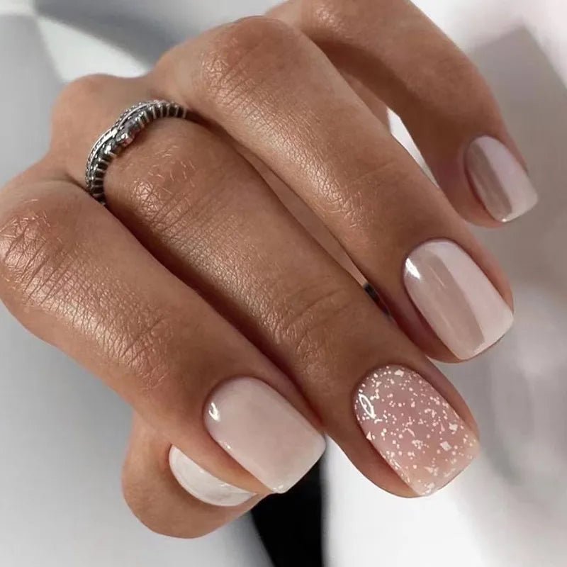 False Nails - myglowmuse
