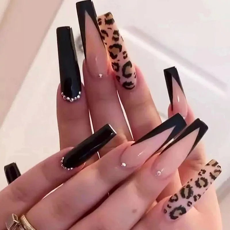 False Nails - myglowmuse