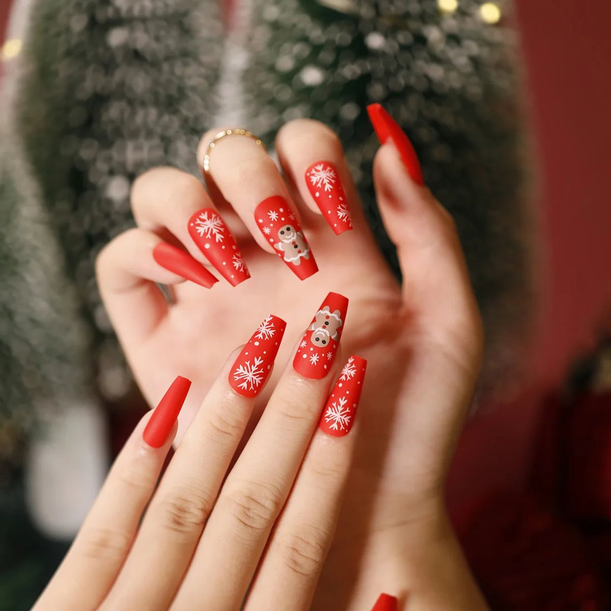 False Nails - myglowmuse