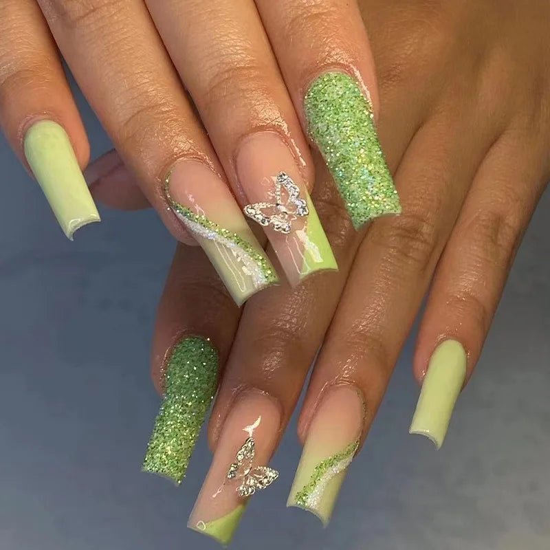False Nails - myglowmuse