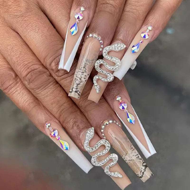 False Nails - myglowmuse