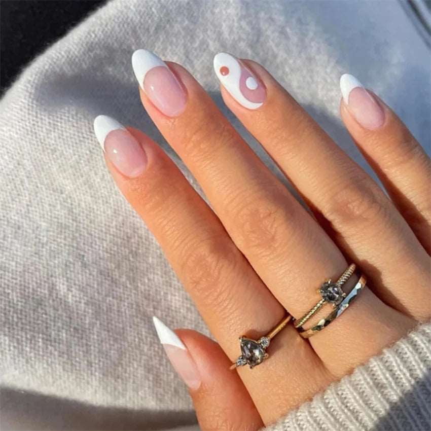 False Nails - myglowmuse