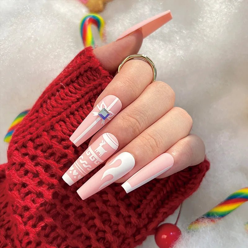 False Nails - myglowmuse