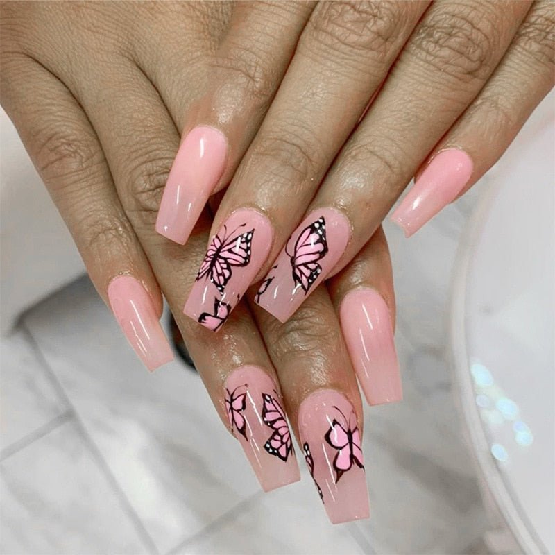 False Nails - myglowmuse