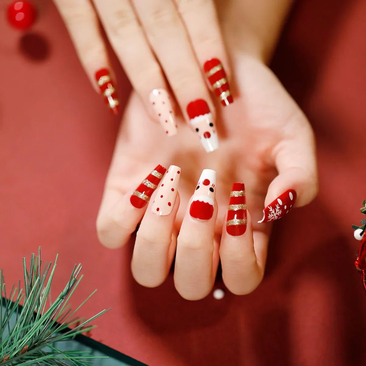 False Nails - myglowmuse