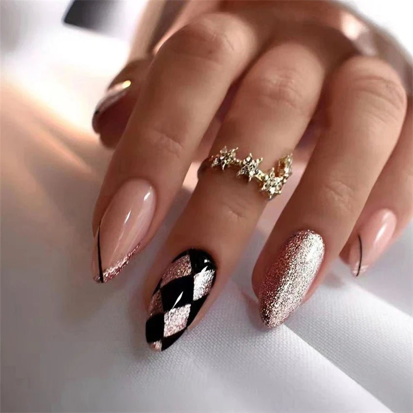 False Nails - myglowmuse
