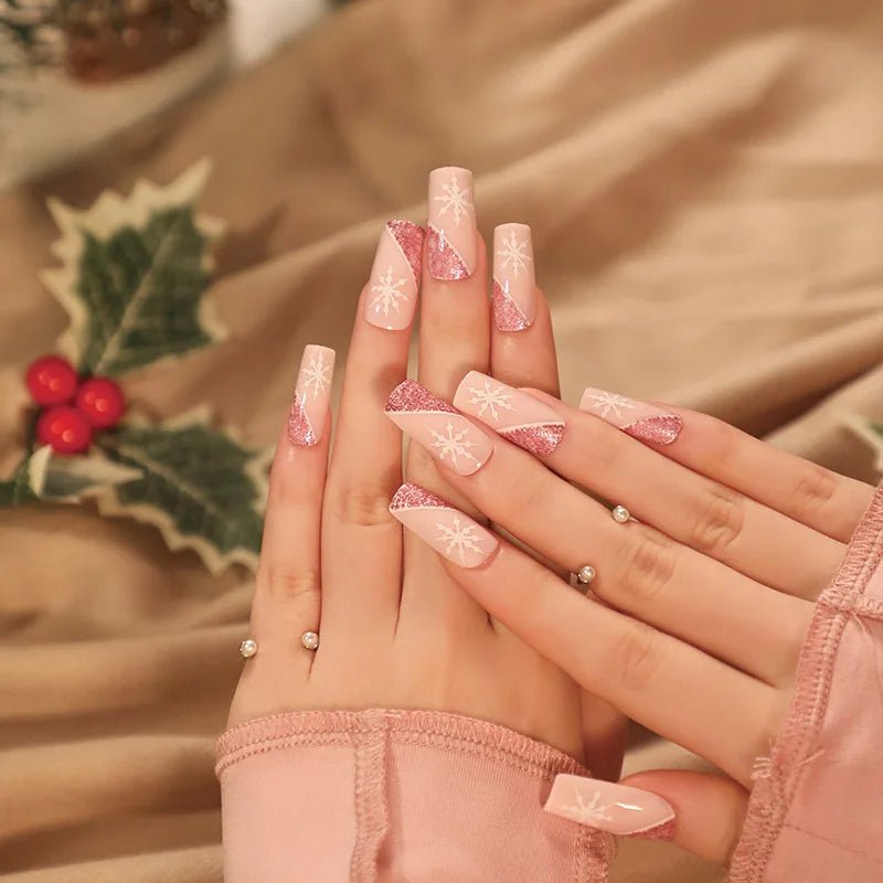 False Nails - myglowmuse