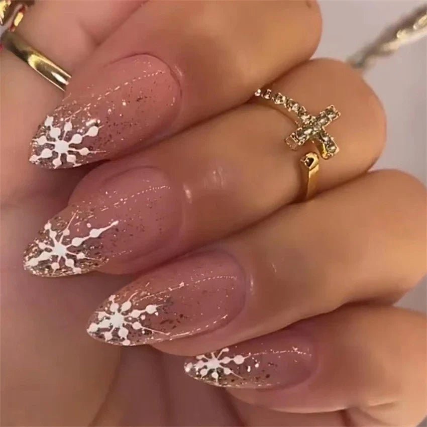 False Nails - myglowmuse
