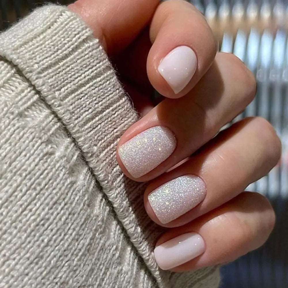 False Nails - myglowmuse