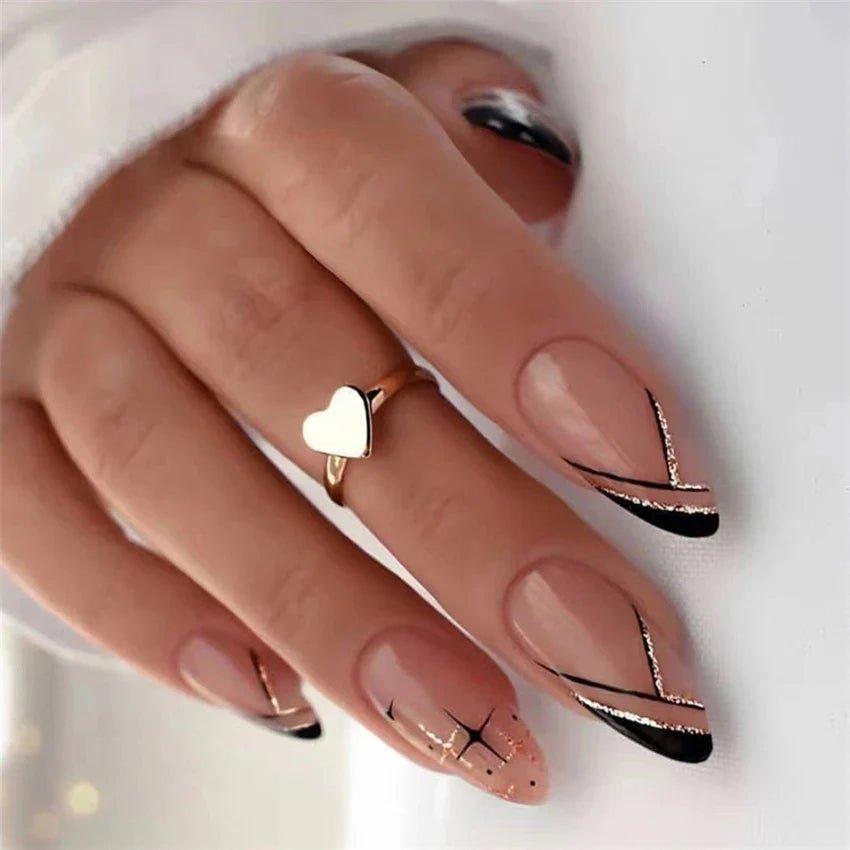 False Nails - myglowmuse