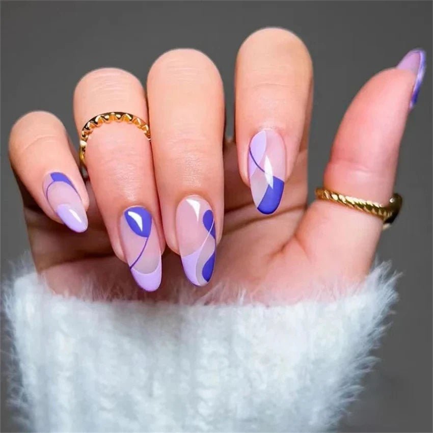 False Nails - myglowmuse