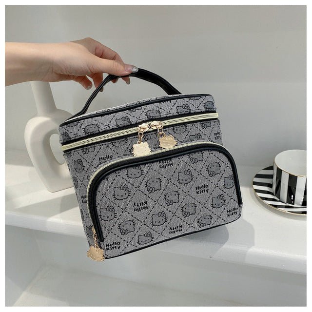 Hello Kitty Bag - myglowmuse