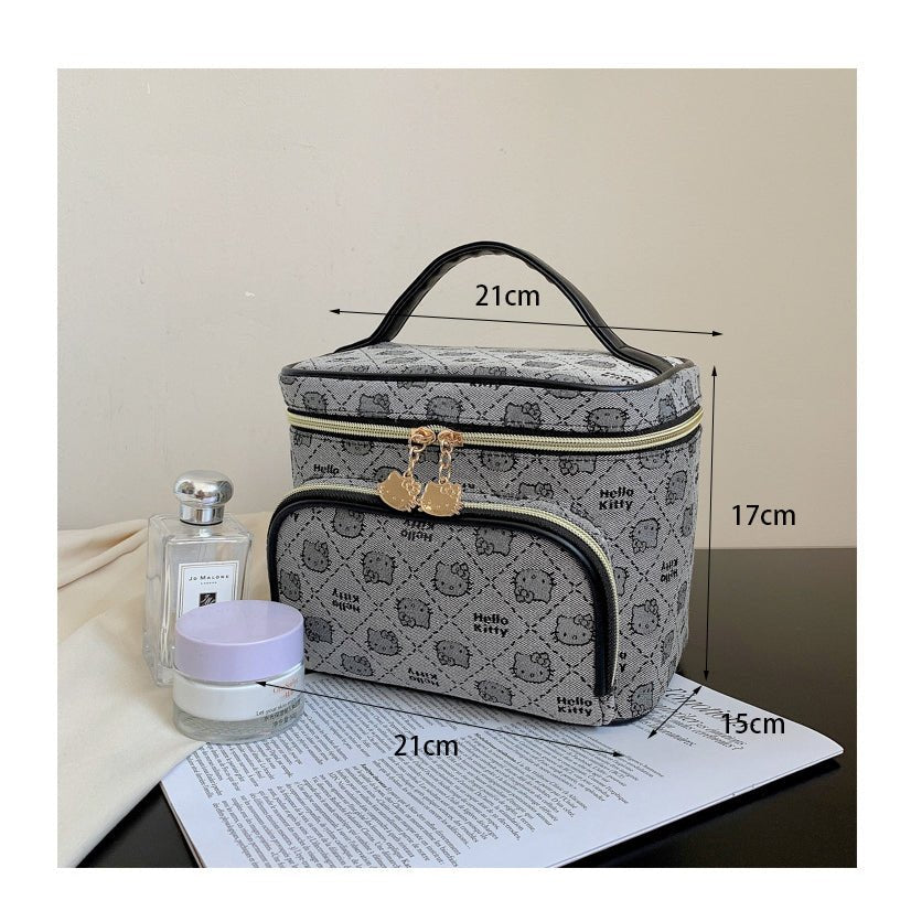 Hello Kitty Bag - myglowmuse