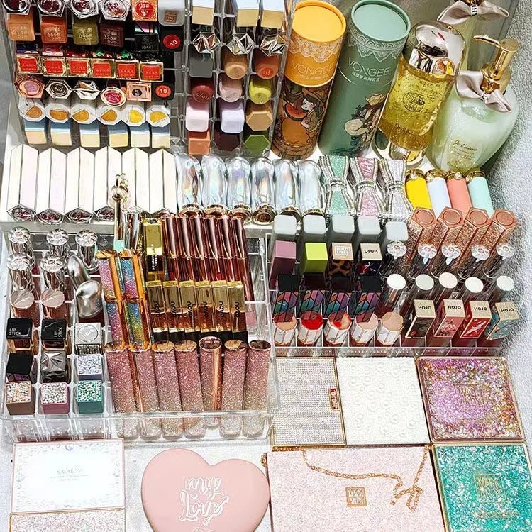 Kit Surprise Makeup - myglowmuse