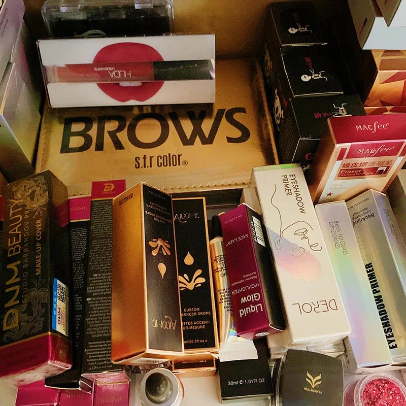 Kit Surprise Makeup - myglowmuse